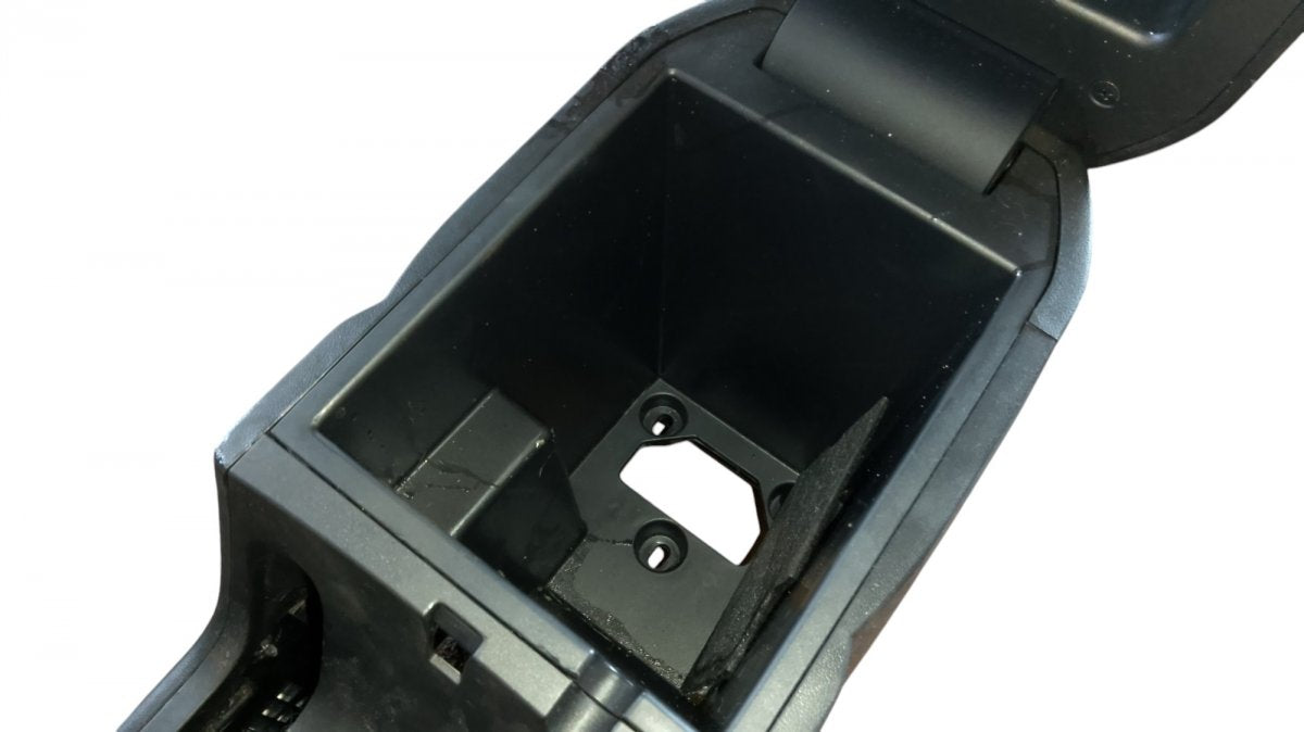 84652-2SDA0 84681-2S950 84620-2Y925 center Console HYUNDAI TUCSON II / ix35 I (LM) (2009-2017)