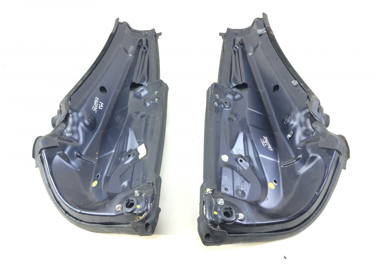 A2307900519 A2307900619 C-Pillar exterior Trim left MERCEDES-BENZ SL-CLASS (R230) (2001-2012)