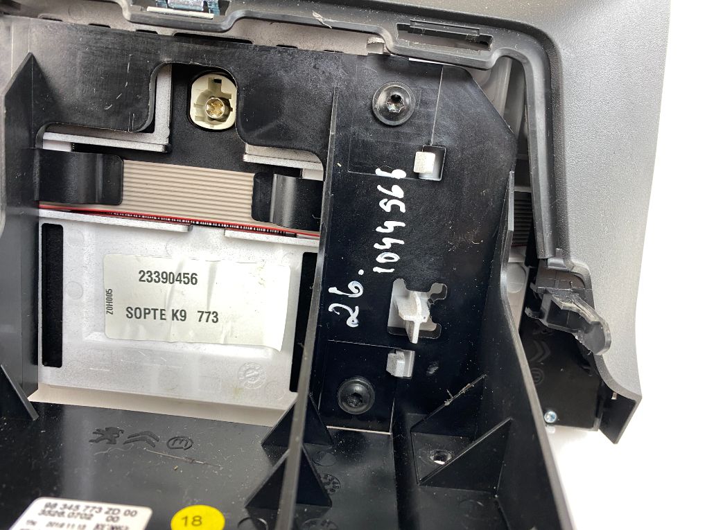 98345773ZD Dash screen CITROËN BERLINGO (K9) (2018-)
