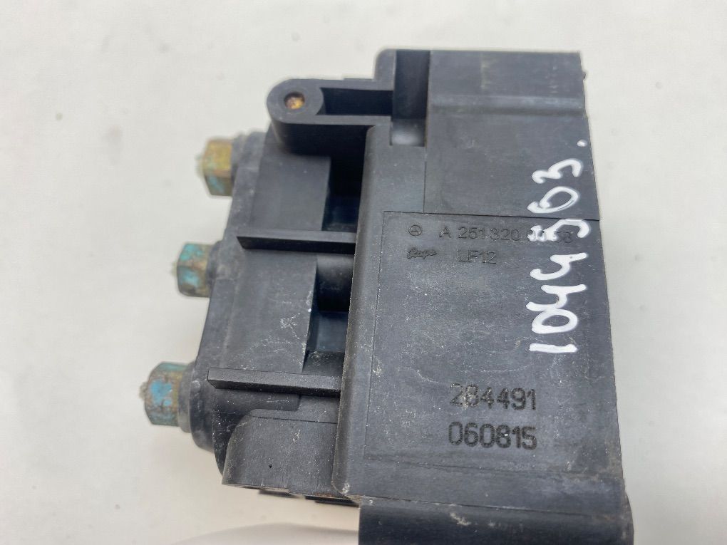 A2123200358 Air suspension valve block MERCEDES-BENZ ML-CLASS (W164) (2005-2011)