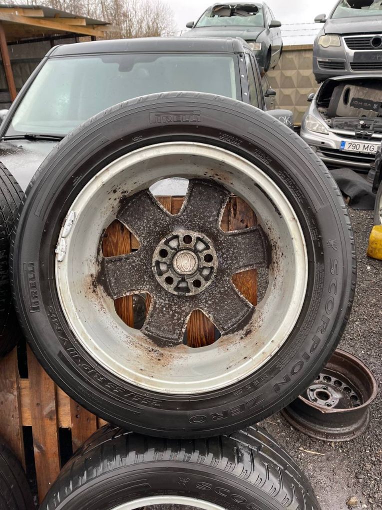 8JX19 ET53 D72.6 5X120 Rim set With Tyres 4 pcs LAND ROVER DISCOVERY III (TAA) (2004-2009)