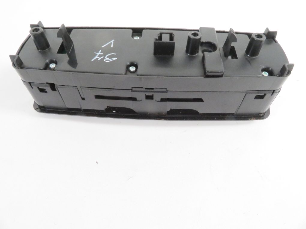 A2518200110 2518200110 A25182001109051 A25183000909051 A2518300090 Main windows switch MERCEDES-BENZ R-CLASS (W251) (2006-2013)