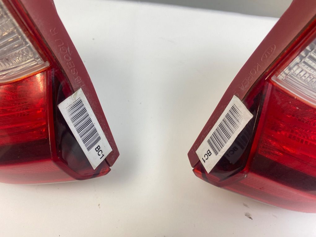 92403H8400 92404H8400 Tail lights set/kit KIA STONIC (YB) (2017-)