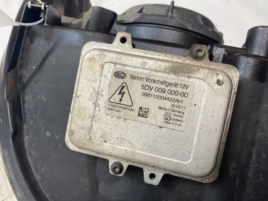 C2Z30862 Headlight left JAGUAR XF (X250, CC9) (2008-2015)