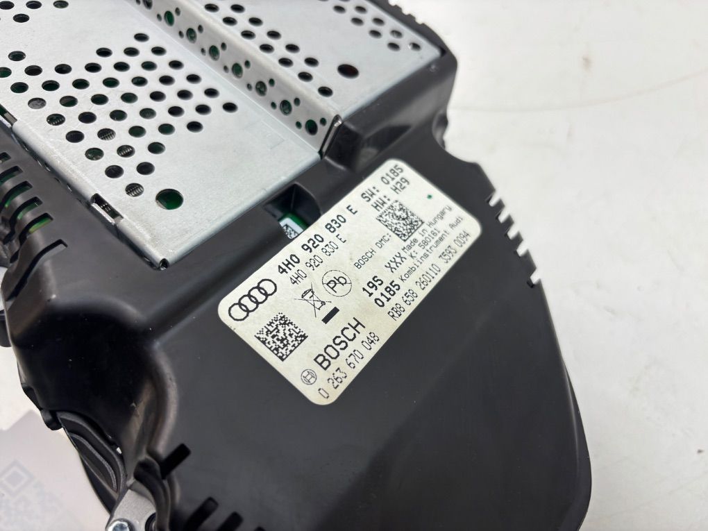 0263670048 Instrument Cluster AUDI A8 (4H) (2009-2017)
