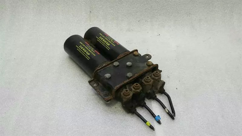 Audi RS6 4F DRC Pressure Valve 4F0616813 Chassis Pressure Storage Central Valve