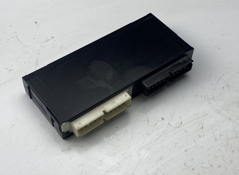 Radiator fan relay / control unit — BMW 5 (E34) (1987-1997) — 61351379741
