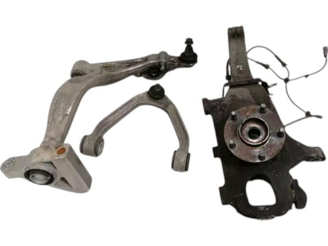 40015JF00A hub left front with arms Nissan GT-R R35