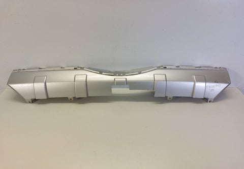 C410A315 Rear bumper central part MITSUBISHI PAJERO IV (V80, V90) (2006-2021)