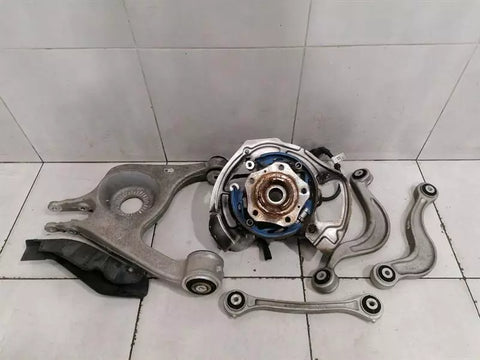 Bentley Continental GT 18-24 3S 3SD Right Rear Hub 971505436F Wheel Bearing Housing
