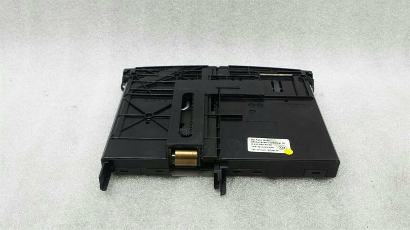 Mercedes SL R230 RHD Cup holder A2306806250 right handlebar.