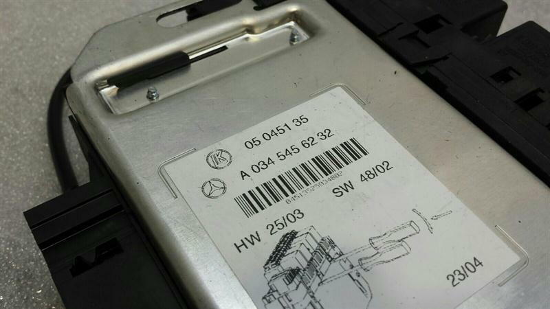 Mercedes SL R230 Fuse Box A0345456232 Fuse Box SAM.