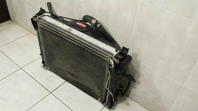Mercedes SL R230 Radiator Pack A2205002303 Radiator Pack SL350 V6 M112