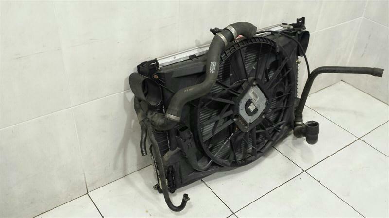 Mercedes SL R230 Radiator Pack A2205002303 Radiator Pack SL350 V6 M112