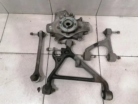 ASTON MARTIN VANTAGE V12 S Right Rear Hub V12S Wheel Bearing Case Rear Right