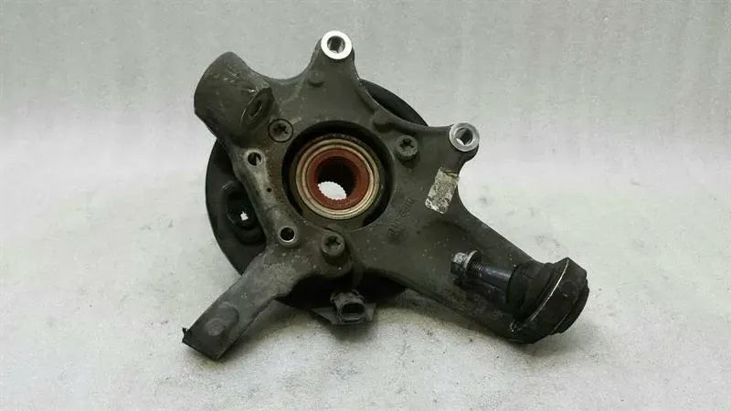 Chevrolet Corvette C6 Right Rear Hub 88965637 Wheel Bearing Case Rear Right