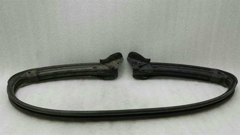 Chevrolet Corvette C6 Weatherstrip Seal 10317063 Seals Front
