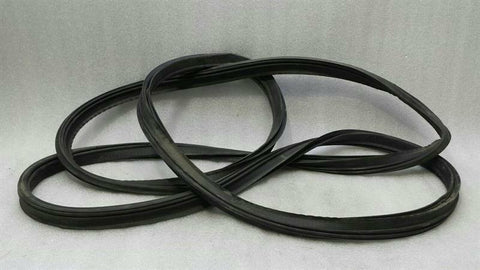 Chevrolet Corvette C6 Lift Gate Seal 20869139 Tailgate Seals