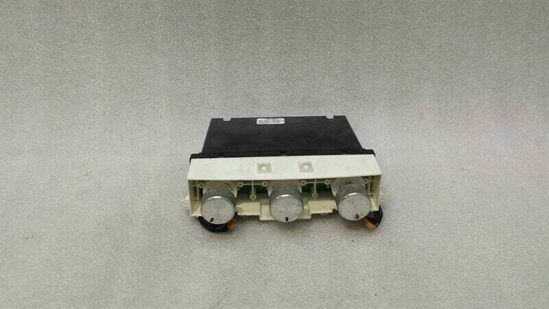 Aston Martin DB9 Volante Auto Climate Control 8G43-18C815-CA Climate Control Panel