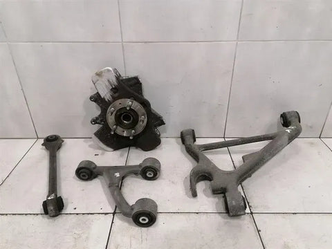 ASTON MARTIN DB9 COUPE Right Rear Hub 8D33-5A970-AB Wheel Bearing Case Rear Re