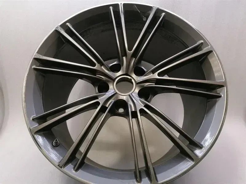 Aston Martin Vanquish 11.5J X20 ET50 Alloy Wheel CD33-9965G-CA Alloy Wheel