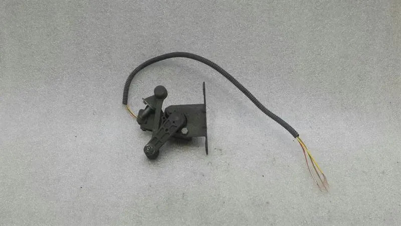 Mercedes SL R230 Right Xenon Level Sensor A0025428818 Level Sensor.