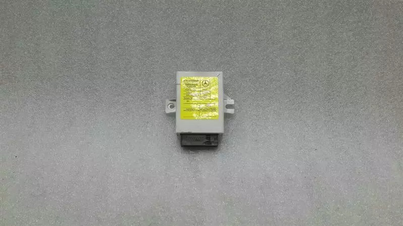 Mercedes SL R230 Tyre Pressure Module A0028209926 Tyre Pressure Control Unit TPM