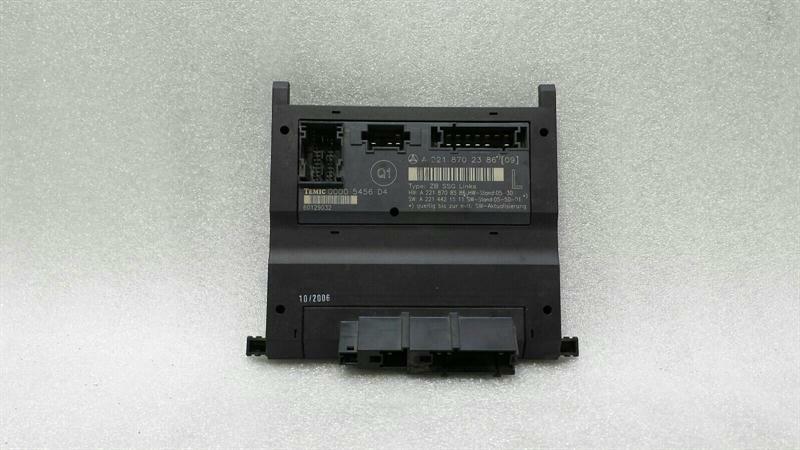 Mercedes S-Class W221 Left Seat Module A2218702386 Front Left Seat Control Unit
