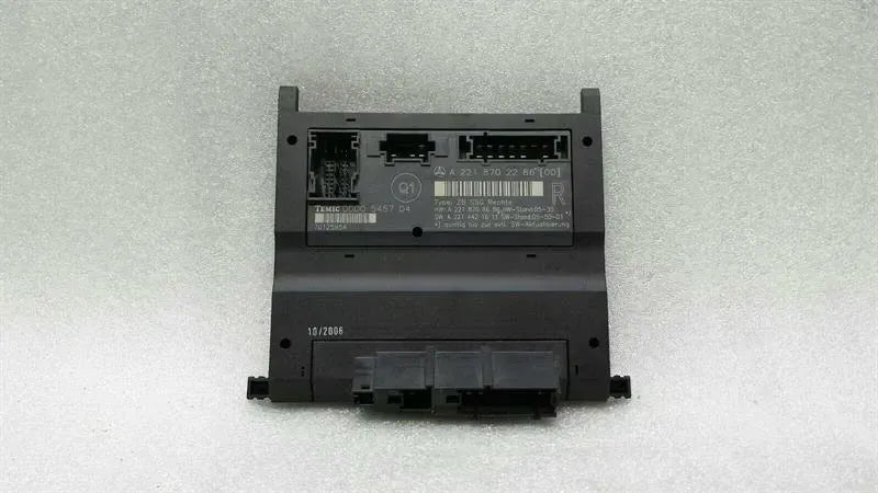 Mercedes S-Class W221 Right Seat Module A2218702286 Right Seat ECU