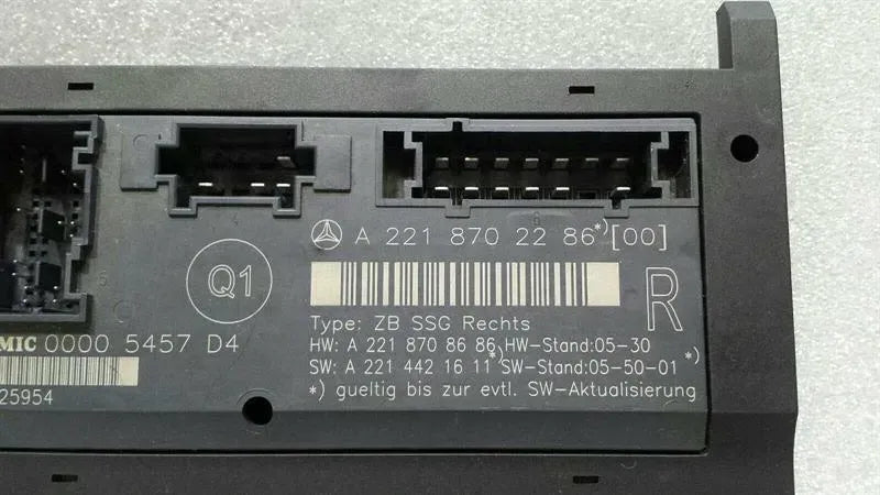 Mercedes S-Class W221 Right Seat Module A2218702286 Right Seat ECU