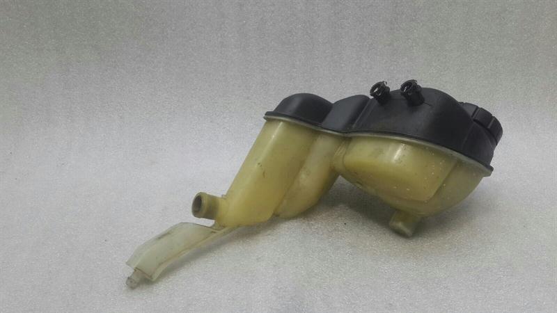 Mercedes S W221 Expansion Tank A2215000349 Expansion Tank Coolant M275 V12