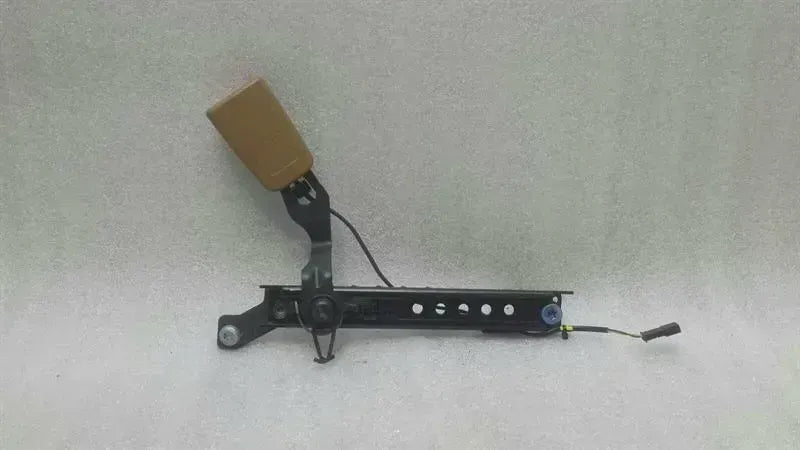 Mercedes S-Class W221 belt buckle RLH A2218601169 belt buckle rear left