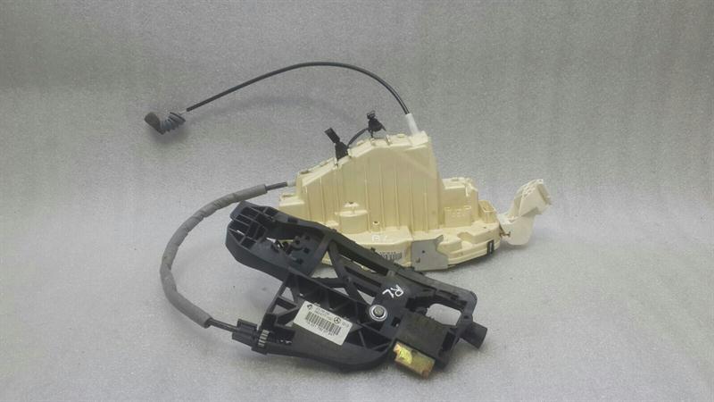 Mercedes S-Class W221 rear left door lock A2217305935 door lock rear left.