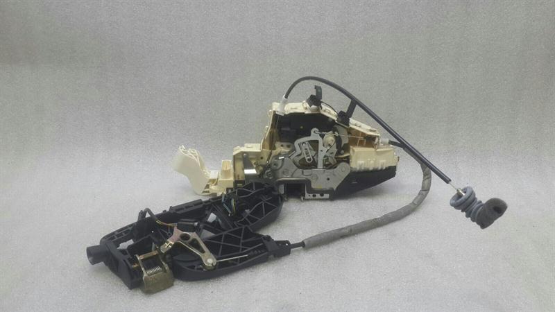 Mercedes S-Class W221 rear left door lock A2217305935 door lock rear left.