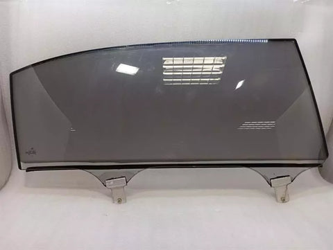 Maybach 62 V240 right rear door glass A2407300618 door window rear right