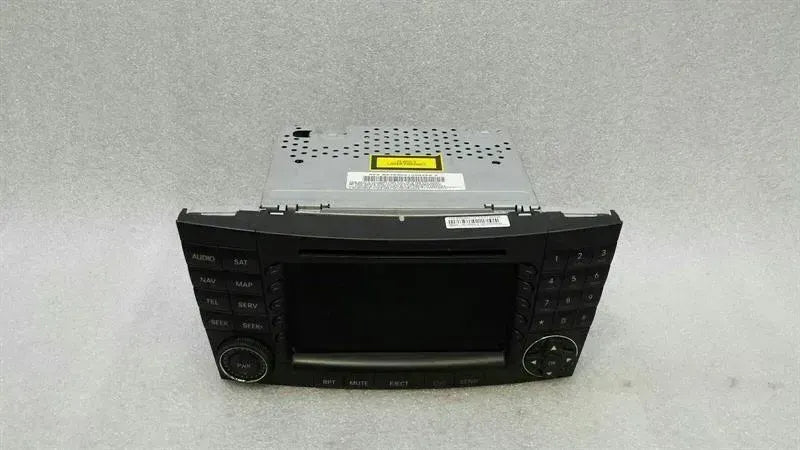 Mercedes W219 CLS W211 Navigation Monitor A2118704889 Sat Nav Display COMMAND