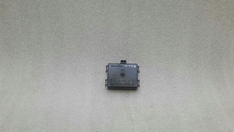 Mercedes SL R230 Rain Light Sensor A2308206826 Rain Light Sensor.