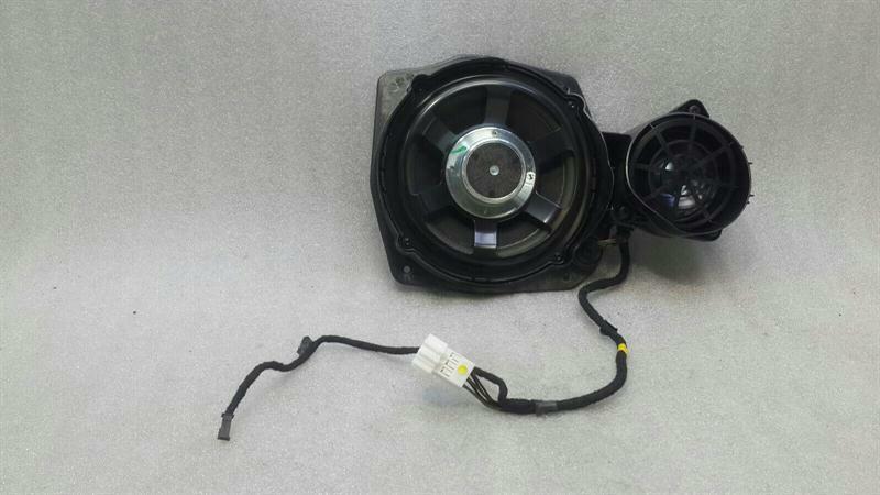 Mercedes S W221 Front Left Speaker A2218205802 Speaker Front Left L7