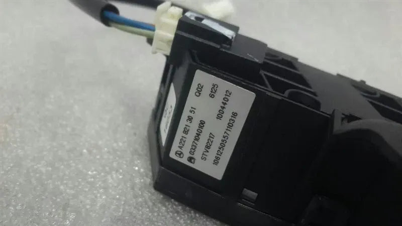 MERCEDES S-CLASS W221 DOOR LOCK SWITCH A2218213051 SWITCH CENTRAL LOCKING