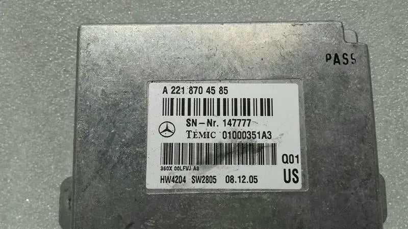Mercedes S-Class W221 Voice Input A2218704585 Communication Control Unit