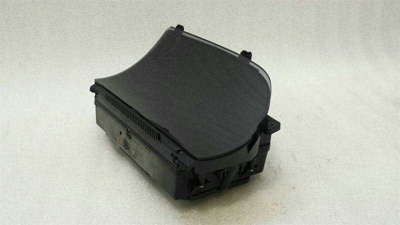 Mercedes S-class W221 Navigation Monitor A2218205489 Sat Nav Display Picture Shirt