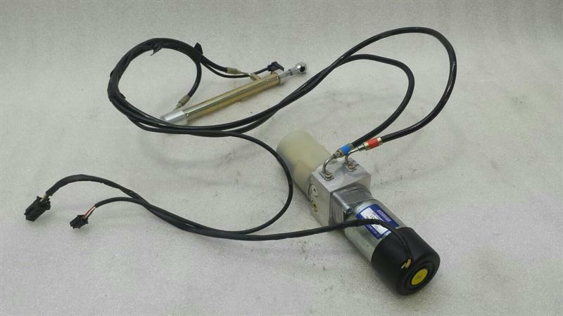 Mercedes S-Class W221 Boat Lid Hydraulic A2218000148 Hydraulic Pump Tailgate