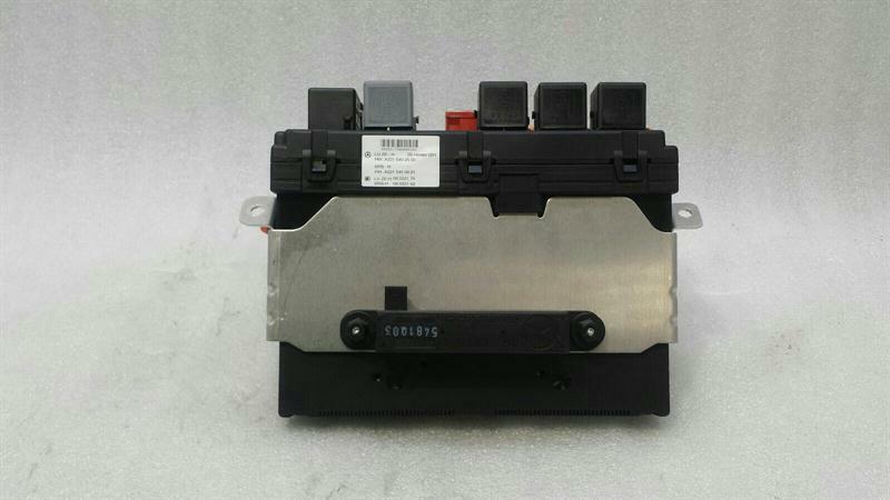 Mercedes S-Class W221 Rear Fuse Box A2215402550 Fuse Box Rear