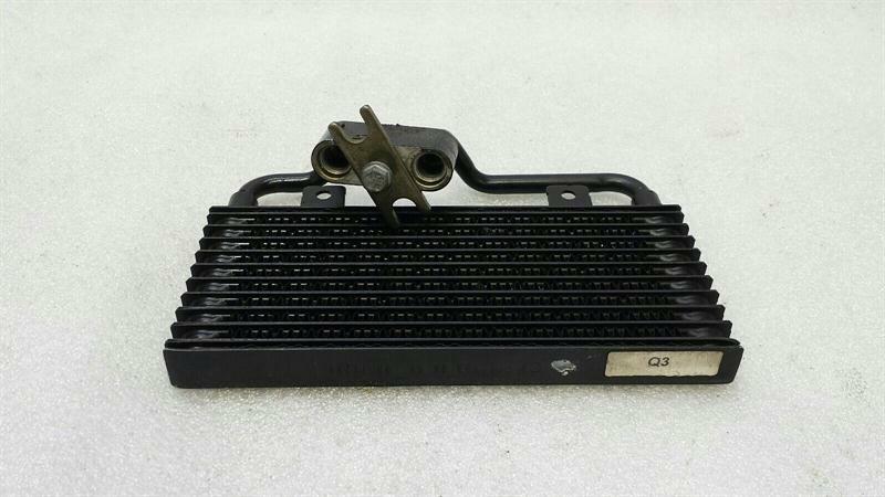 Mercedes S-Class W221 Left Engine Oil Cooler A2215000600 Oil Cooler Cooler Left