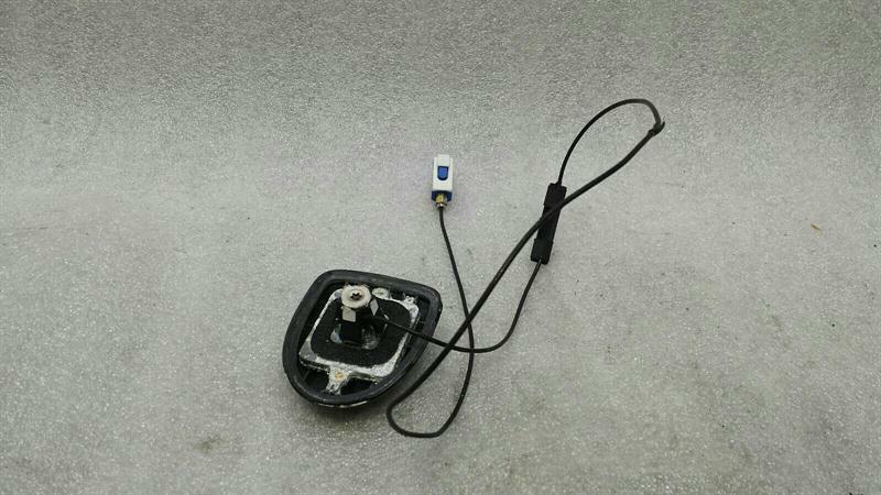 Mercedes S-Class W221 Tailgate Antenna A2218202675 Boat Lid Antenna GPS Black