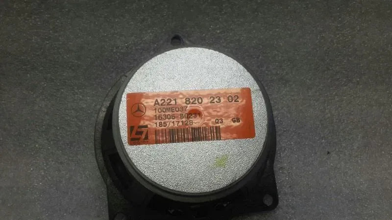 Mercedes S W221 dashboard speaker A2218202302 speakers dashboard L7 HK