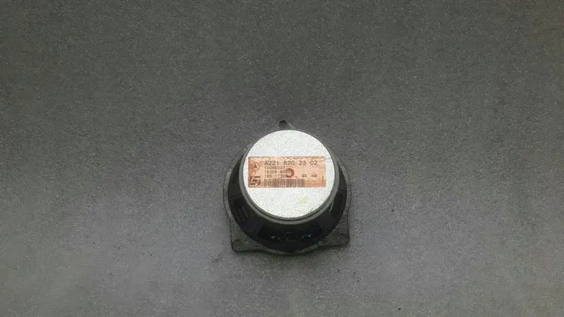 Mercedes S W221 dashboard speaker A2218202302 speakers dashboard L7 HK