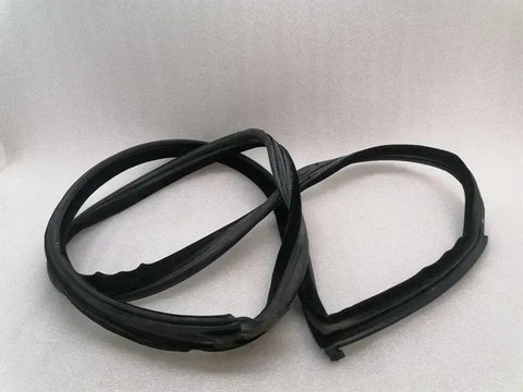 Ferrari 550 Maranello F133 Door Seal 64740100 LH Door Seals