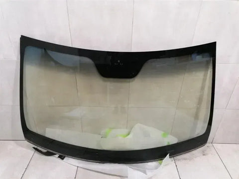MAYBACH 57 W240 WINDSCREEN A2406701901 WINDSCREEN