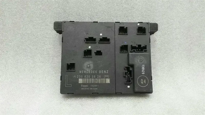 Mercedes SL R230 Left Door Module A2308203526 Door Control Unit Left.